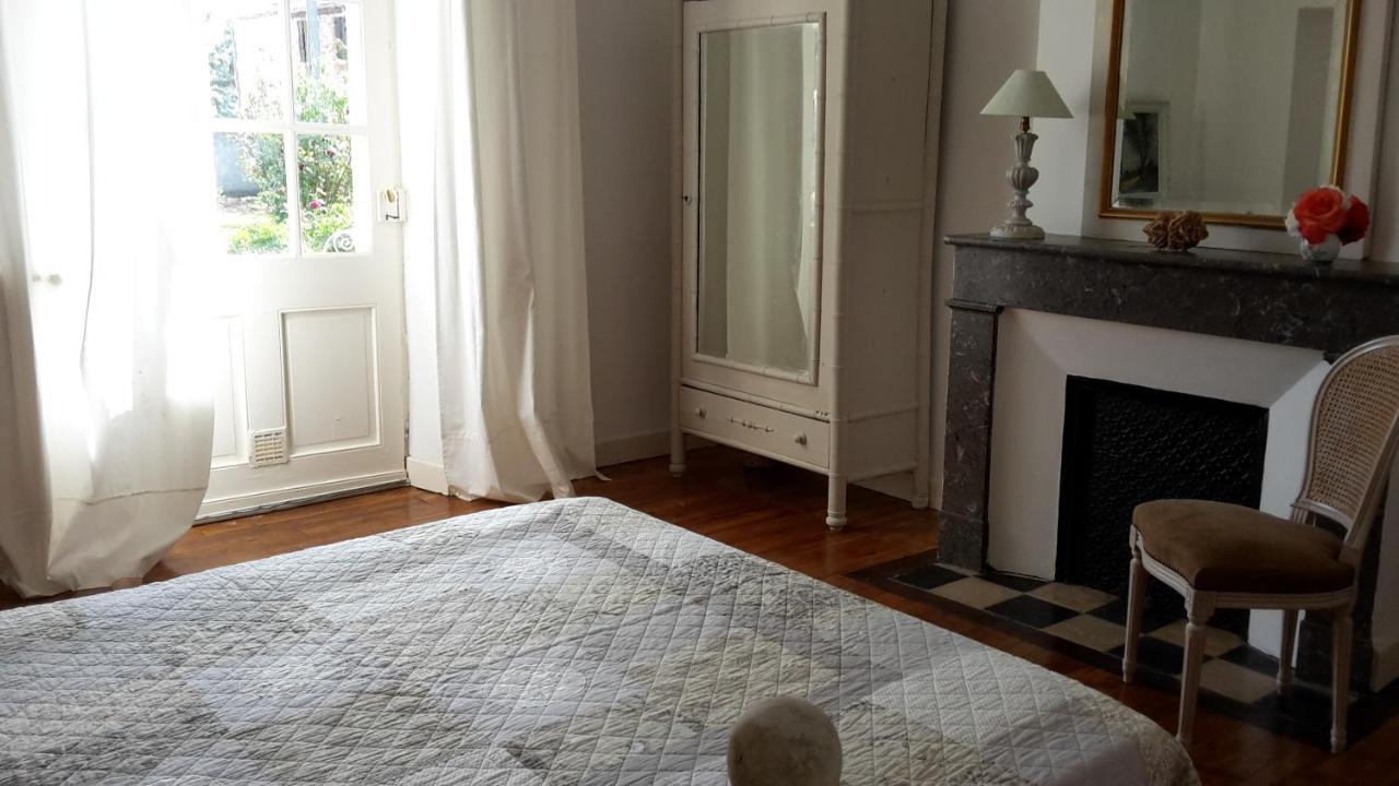 Bed and Breakfast L'Ecrin Villeneuve-sur-Lot Esterno foto