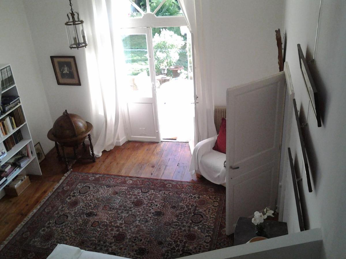 Bed and Breakfast L'Ecrin Villeneuve-sur-Lot Esterno foto